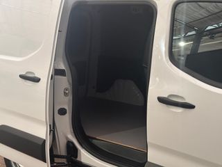 Voertuigafbeelding 19