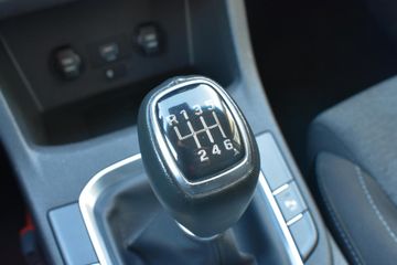 Voertuigafbeelding 13