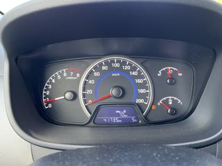 Voertuigafbeelding 6