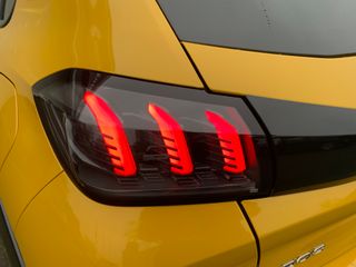 Voertuigafbeelding 35