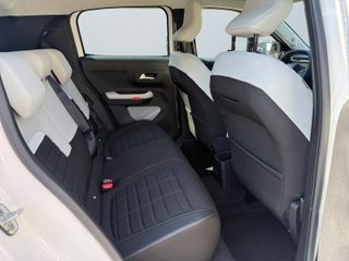 Voertuigafbeelding 10