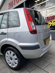 Voertuigafbeelding 16