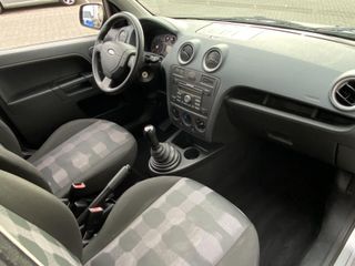 Voertuigafbeelding 25