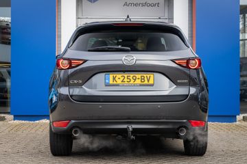 Voertuigafbeelding 6