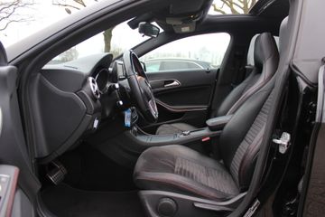 Voertuigafbeelding 9