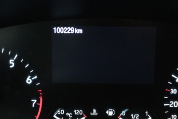 Voertuigafbeelding 9