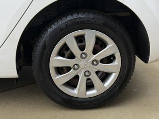 Voertuigafbeelding 18