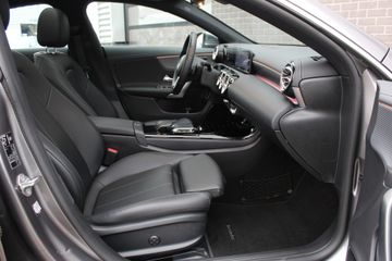 Voertuigafbeelding 8