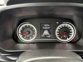 Voertuigafbeelding 12