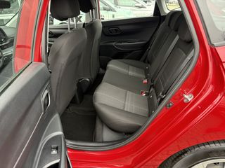 Voertuigafbeelding 9