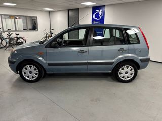 Voertuigafbeelding 3