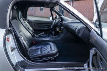 Voertuigafbeelding 4