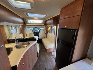 Voertuigafbeelding 10