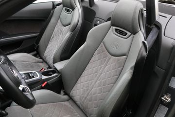 Voertuigafbeelding 18