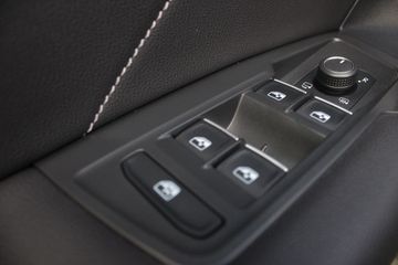 Voertuigafbeelding 36