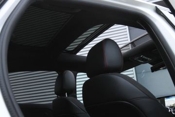 Voertuigafbeelding 10