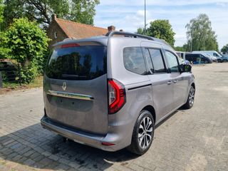 Voertuigafbeelding 2