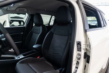 Voertuigafbeelding 13