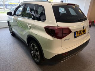 Voertuigafbeelding 3