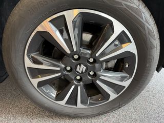 Voertuigafbeelding 5