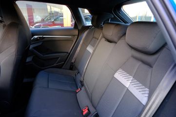 Voertuigafbeelding 34