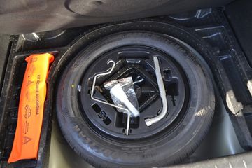 Voertuigafbeelding 15