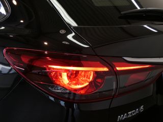 Voertuigafbeelding 5