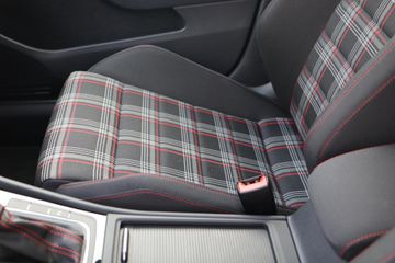 Voertuigafbeelding 69