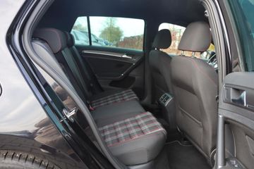 Voertuigafbeelding 73