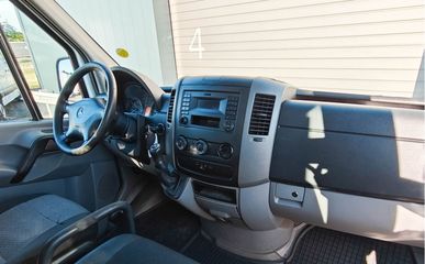 Voertuigafbeelding 10