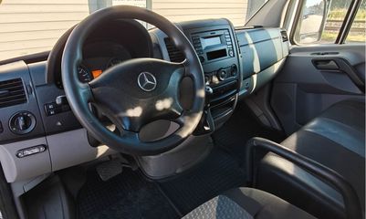 Voertuigafbeelding 9