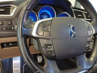 Voertuigafbeelding 26