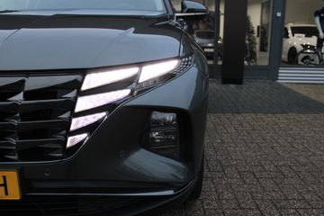 Voertuigafbeelding 5