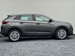 Voertuigafbeelding 6