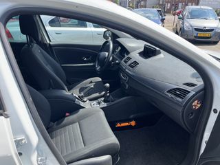 Voertuigafbeelding 5