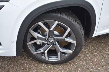 Voertuigafbeelding 4