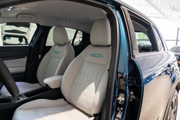 Voertuigafbeelding 13