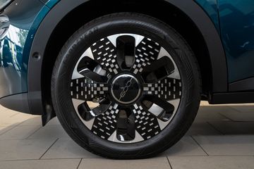 Voertuigafbeelding 3