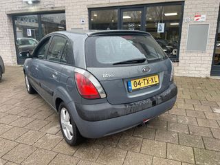 Voertuigafbeelding 9