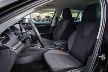 Voertuigafbeelding 12