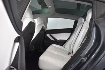 Voertuigafbeelding 37