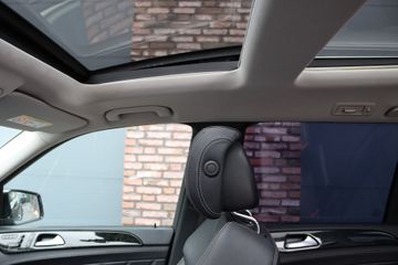 Voertuigafbeelding 3