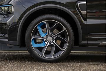 Voertuigafbeelding 8