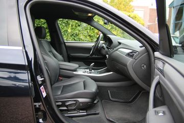 Voertuigafbeelding 30