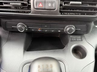 Voertuigafbeelding 26