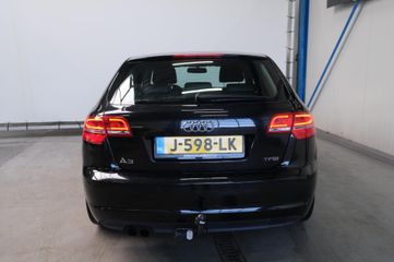 Voertuigafbeelding 5