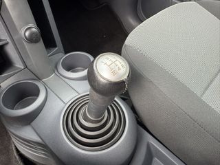 Voertuigafbeelding 10