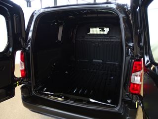 Voertuigafbeelding 8