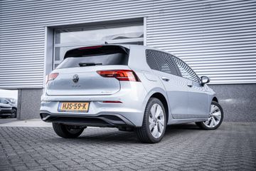 Voertuigafbeelding 13