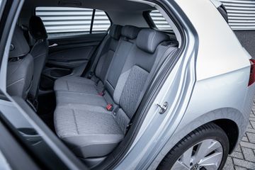 Voertuigafbeelding 8